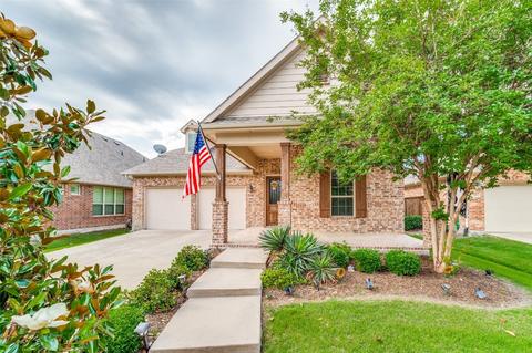 800 Hayden Ln, Savannah, TX 76227