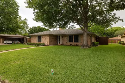 2405 Ingleside Dr, Grand Prairie, TX 75050