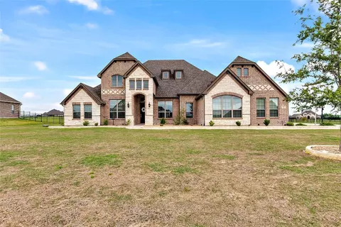 261 Devonport Dr, Heath, TX 75032