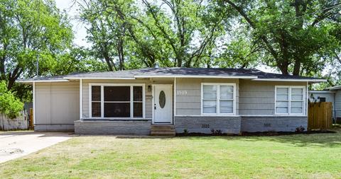1919 S China St, Brady, TX 76825