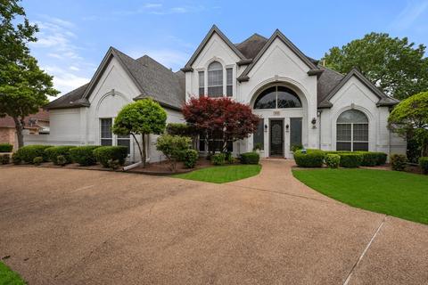 1402 Fairhaven Dr, Mansfield, TX 76063