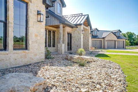 585 Cartwright Rd, Weatherford, TX 76087