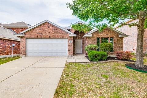 2006 Kingsbridge Dr, Heartland, TX 75126