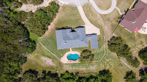1000 Ronald Rd, Glen Rose, TX 76043