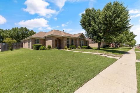 1809 Willow Crk, Mesquite, TX 75181
