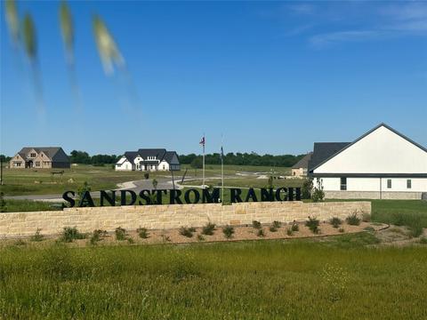 4300 Sandstrom Way, Fort Worth, TX 76179