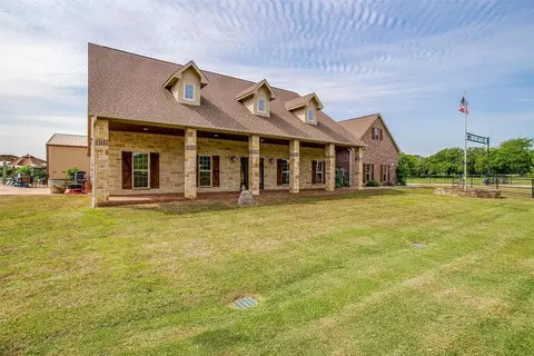 8636 County Road 523, Burleson, TX 76028