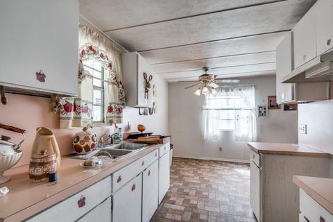 2301 Romine Ave, Dallas, TX 75215