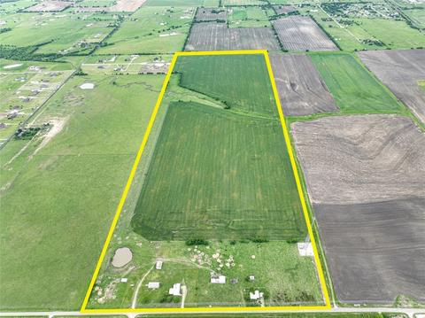 4284 Chisam Rd, Sanger, TX 76266