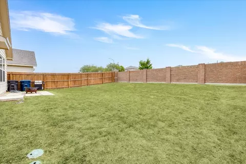 408 Falling Star Dr, Haslet, TX 76052 photo 24