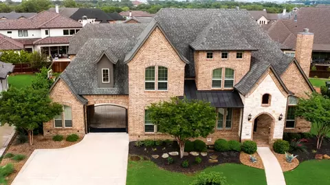 909 Rhone Ln, Southlake, TX 76092
