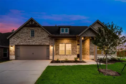 1700 Surrey Ln, Weatherford, TX 76087