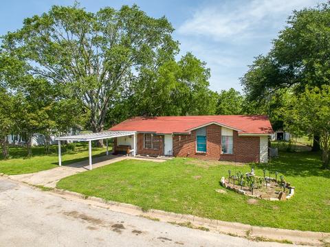 405 Pine St, Malakoff, TX 75148