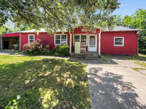 408 S 2nd St, Crandall, TX 75114