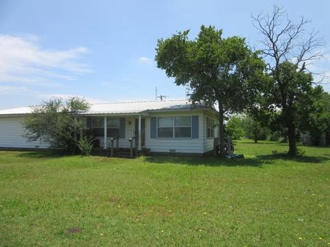 420 E Highway 22, Frost, TX 76641