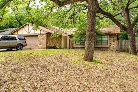 2204 Bainwood Trl, Arlington, TX 76015