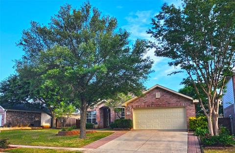 1622 Mallard Dr, Corinth, TX 76210