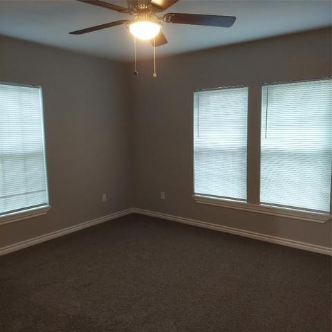 312 E Nelson St E, Bowie, TX 76230 photo 10