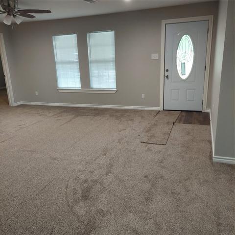 312 E Nelson St E, Bowie, TX 76230 photo 7