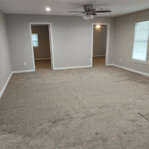312 E Nelson St E, Bowie, TX 76230 photo 8