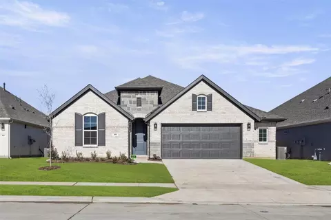 800 Forest Glen Dr, Anna, TX 75409