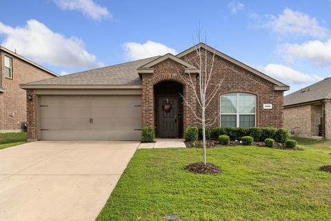1816 Meadow Crest Dr, Princeton, TX 75407