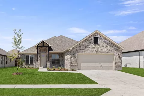 237 Hidden Waters Dr, Lavon, TX 75166