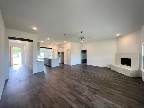 322 E Lloyd St, Krum, TX 76249 photo 12