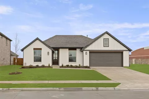 909 Twin Pine Ct, Anna, TX 75409