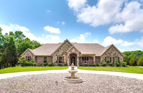 1991 N Walnut Grove Rd, Midlothian, TX 76065