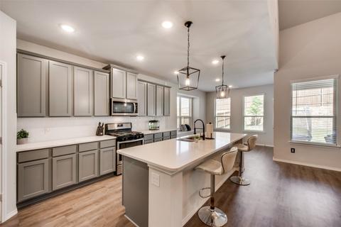 9017 Horse Herd Dr, Fort Worth, TX 76123