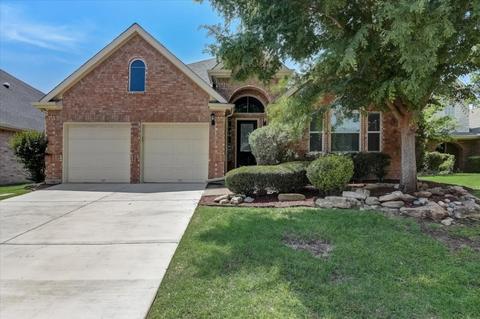 10511 Waters Dr, Irving, TX 75063