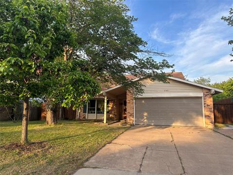 549 Auburn Dr, Lewisville, TX 75067