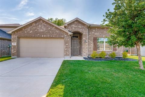 2050 Alamandine Ave, Cross Roads, TX 76227