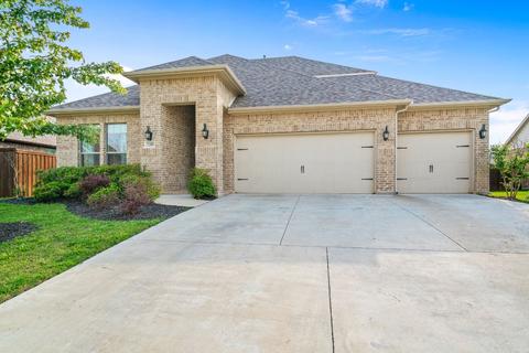 1209 Glendon Dr, Forney, TX 75126
