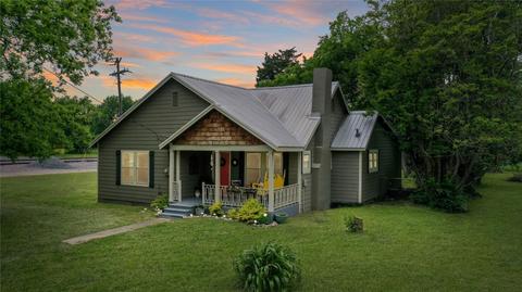 212 Depot St, Cumby, TX 75433