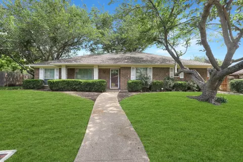 1039 Plateau Dr, Duncanville, TX 75116