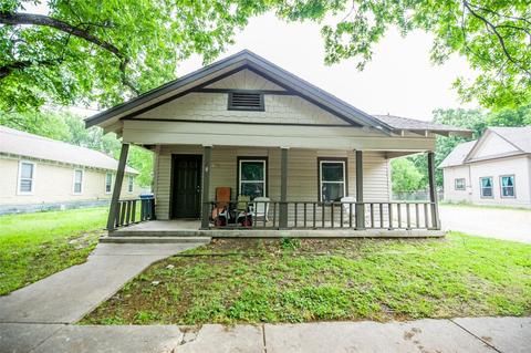 904 N Sherman St, Ennis, TX 75119