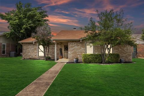 2723 Renwick Dr, Carrollton, TX 75007
