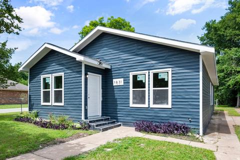 1831 Idaho Ave, Dallas, TX 75216