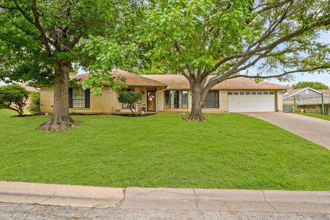 6412 Shasta Trl, Fort Worth, TX 76133