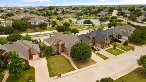 3305 Roundup Rd, Fort Worth, TX 76179
