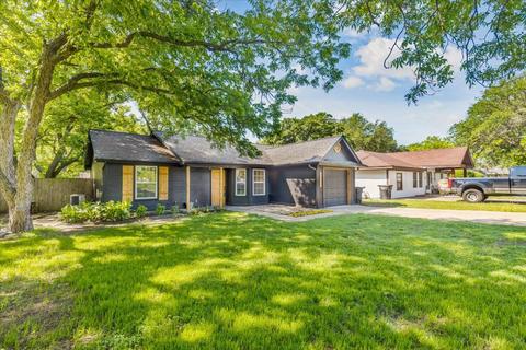 1117 N Williams Ave, Cleburne, TX 76033