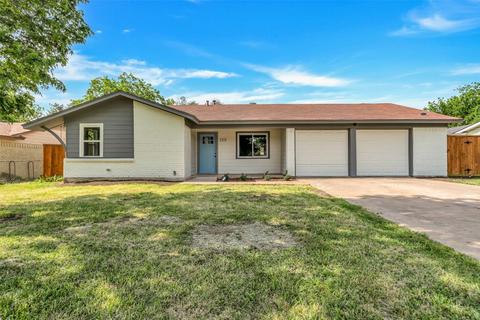 320 E Bovell St, Crowley, TX 76036