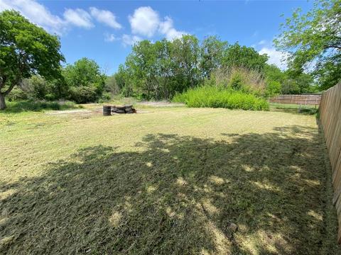 702 Scudder St, Cleburne, TX 76033