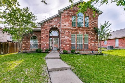 931 Clear Creek Dr, Mesquite, TX 75181