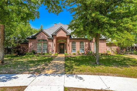 1035 Oxford Ct, Keller, TX 76248