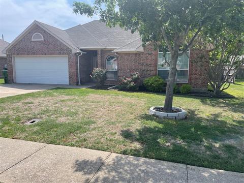 1548 Pioneer Vly, Howe, TX 75459