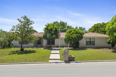 2908 Good Shepherd Dr, Brownwood, TX 76801