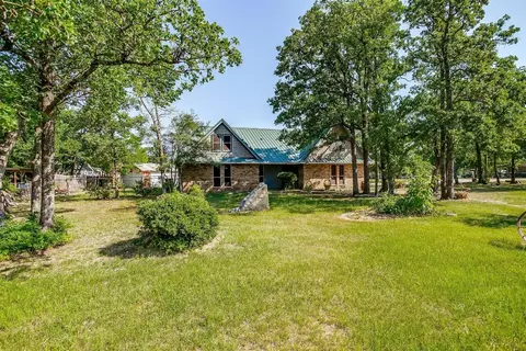 200 Saddle Hills Rd, Burleson, TX 76028